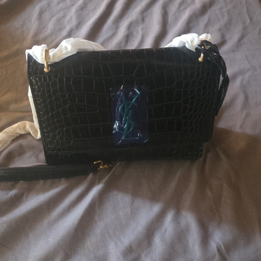 Black Crocodile Pattern Shoulder Bag